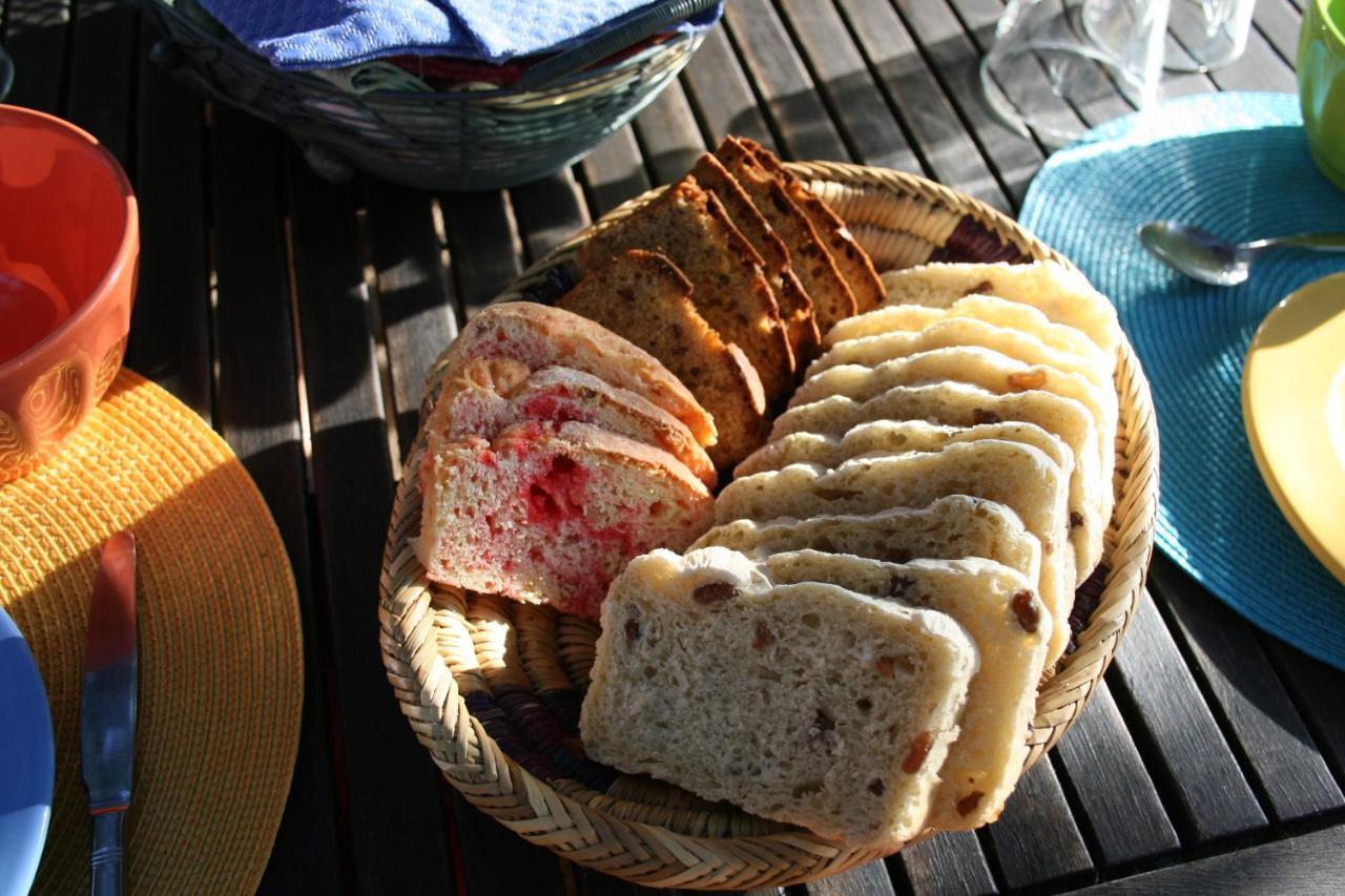 Bed and Breakfast Li Poulidetto à Lioux Extérieur photo